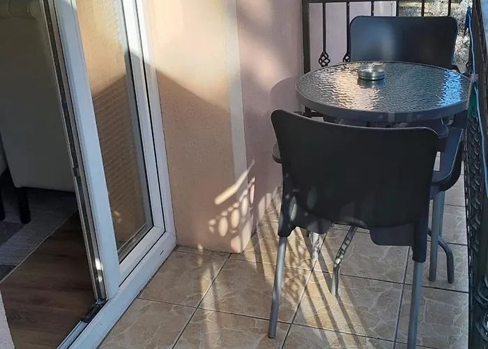 Aleksijevic 아파트