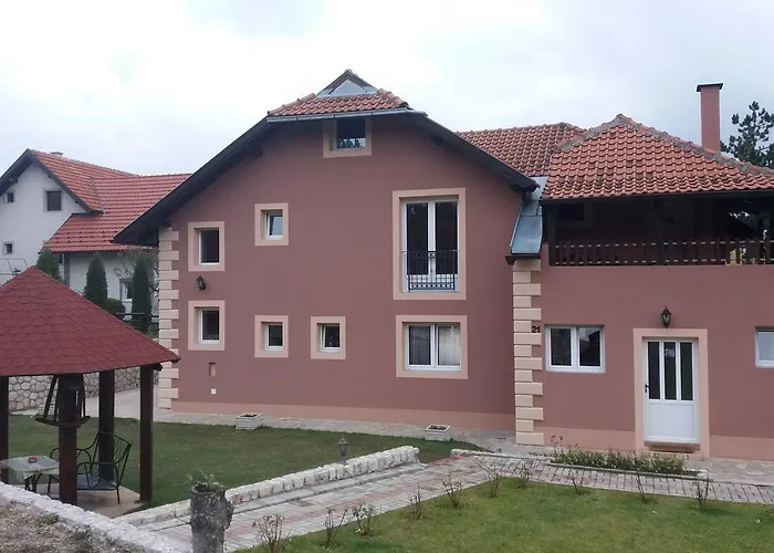 아파트 Aleksijevic *